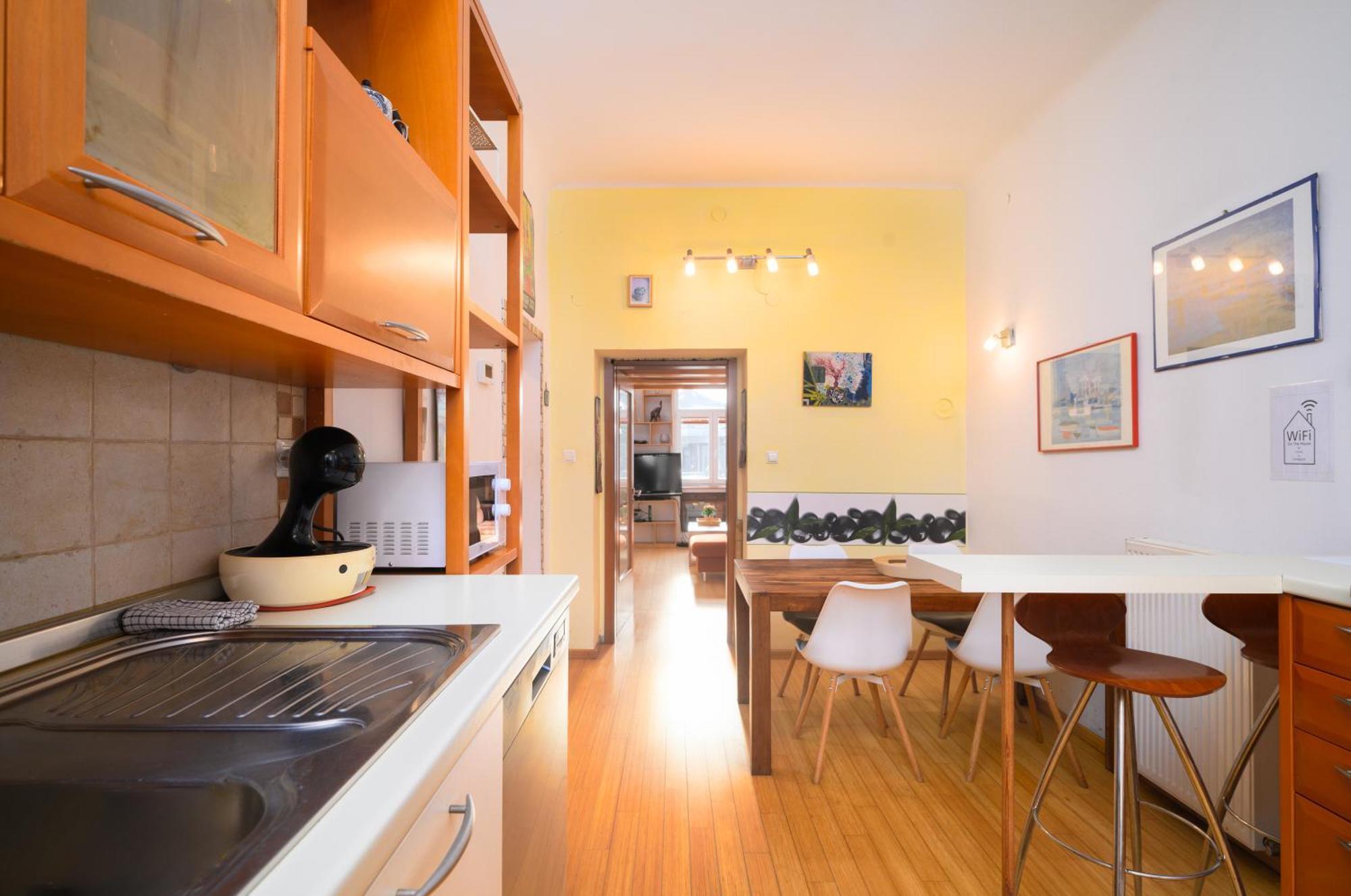 Urban View Apartment With Free Parking Liubliana Exterior foto